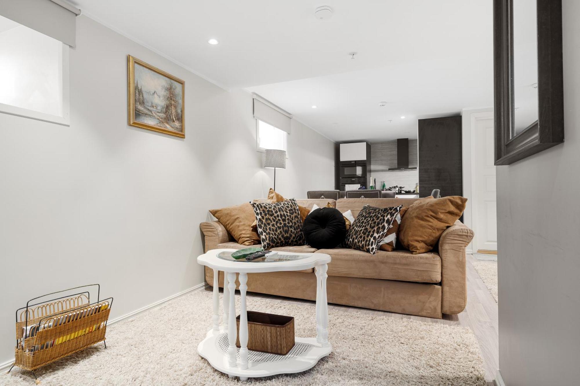 Solsiden Modern Stay: King Beds, Private Entry Тронхейм Екстериор снимка